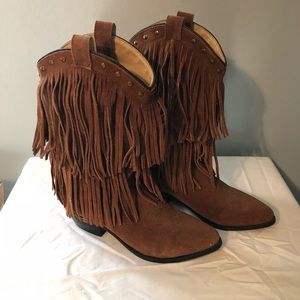 NWOB Suede Fringed Cowboy Boots